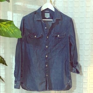 AE Denim Button Down sz/l